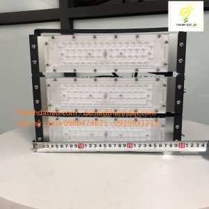 đèn pha led module 150w sân tennis