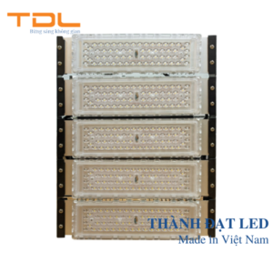 Đèn pha led module 250w sân thể thao