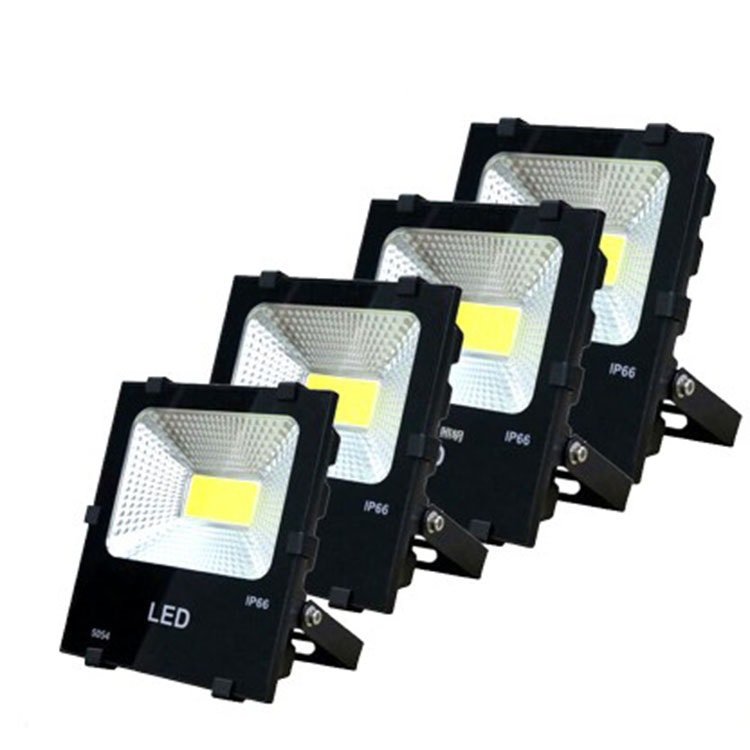 Đèn LED sân bóng chuyền 150W 5054