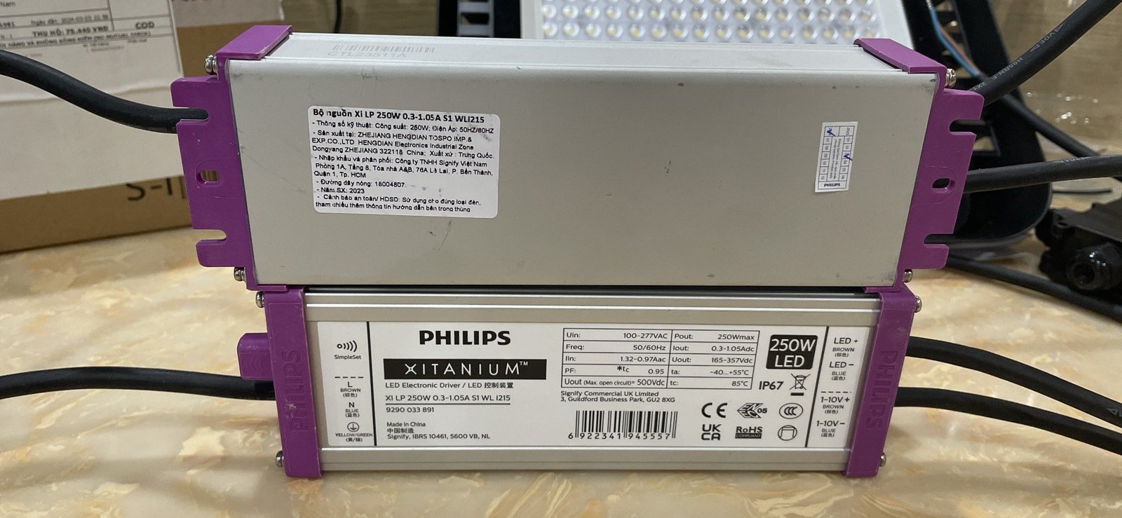 Nguồn Đèn Led Philips Xitanium Dimmer 5 Cấp 250W (Xi LP 250W 0.3-1.05A S1 WL I215)