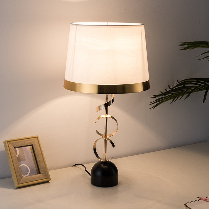 Đèn Bàn Gốm Sứ Cao Cấp DBK005 Thành Đạt chính hãng Thành Đạt LED